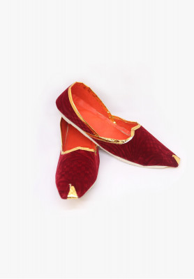 Maroon velvet plain wedding nagra