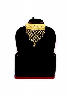 Gold plate wedding kontho har