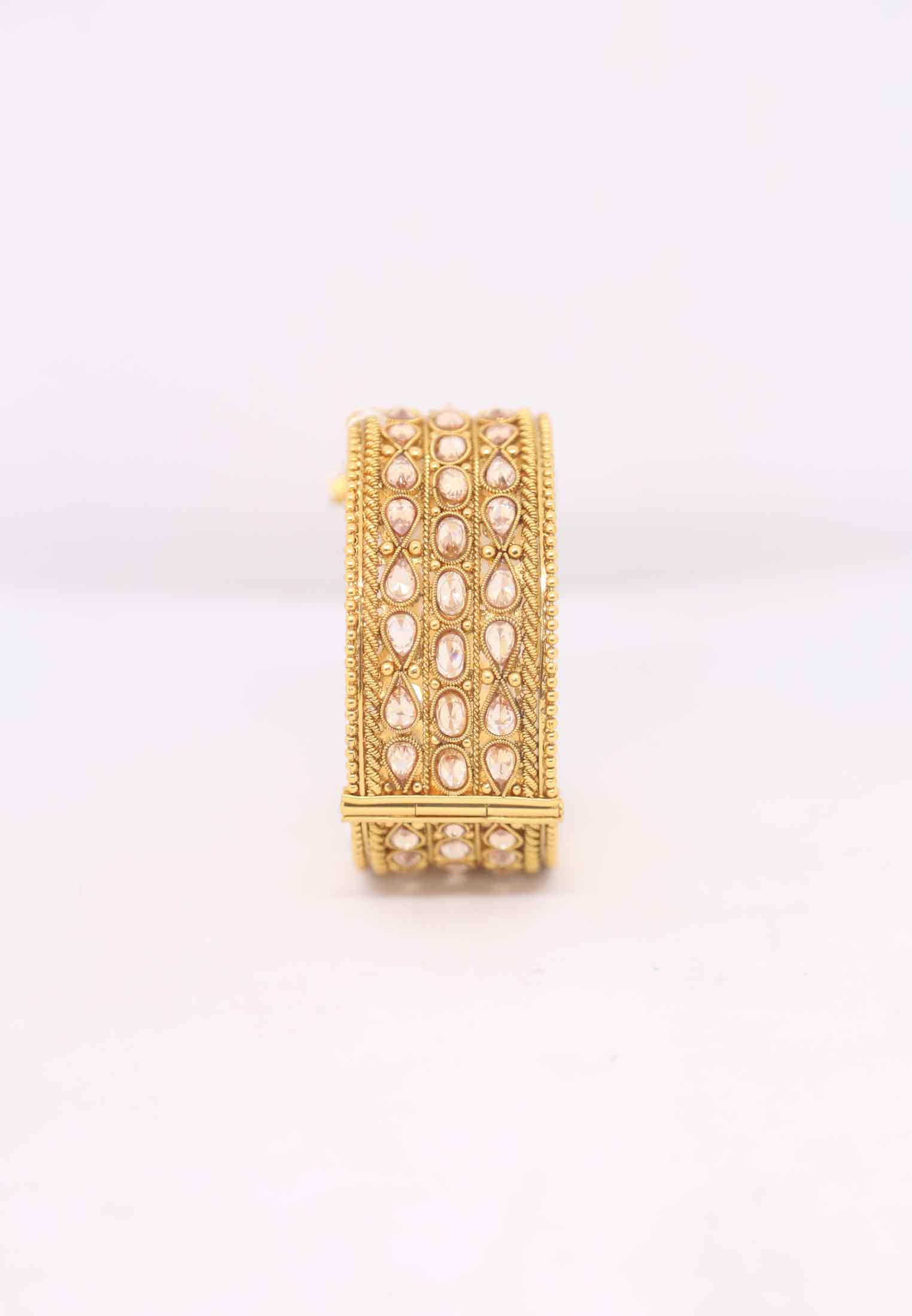 Gold plate light pink ad stone joypuri chur