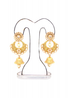 Light pink ad stone antic ear ring