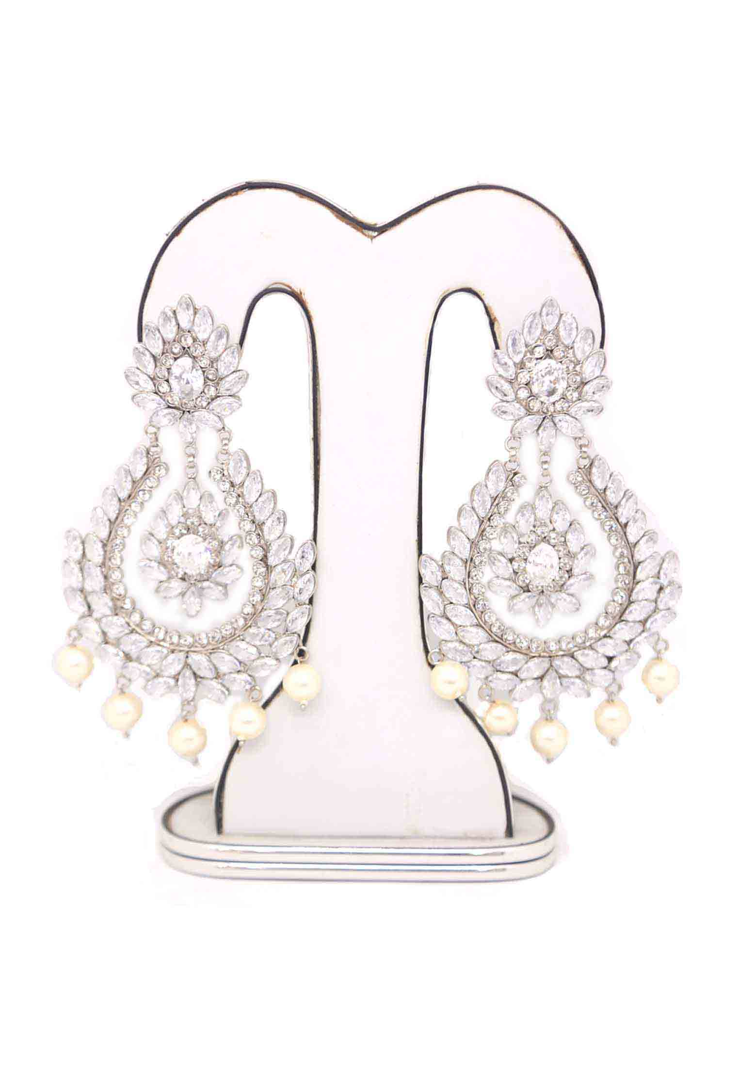 Silver plate white ad stone ear ring