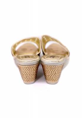 Golden net stone party box heel