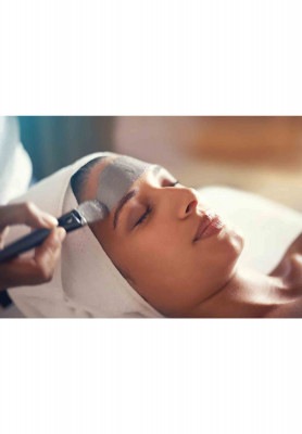 Gorgeous bridal facial