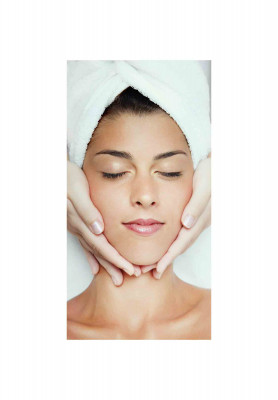 Attractive bridal mehedi and facial package