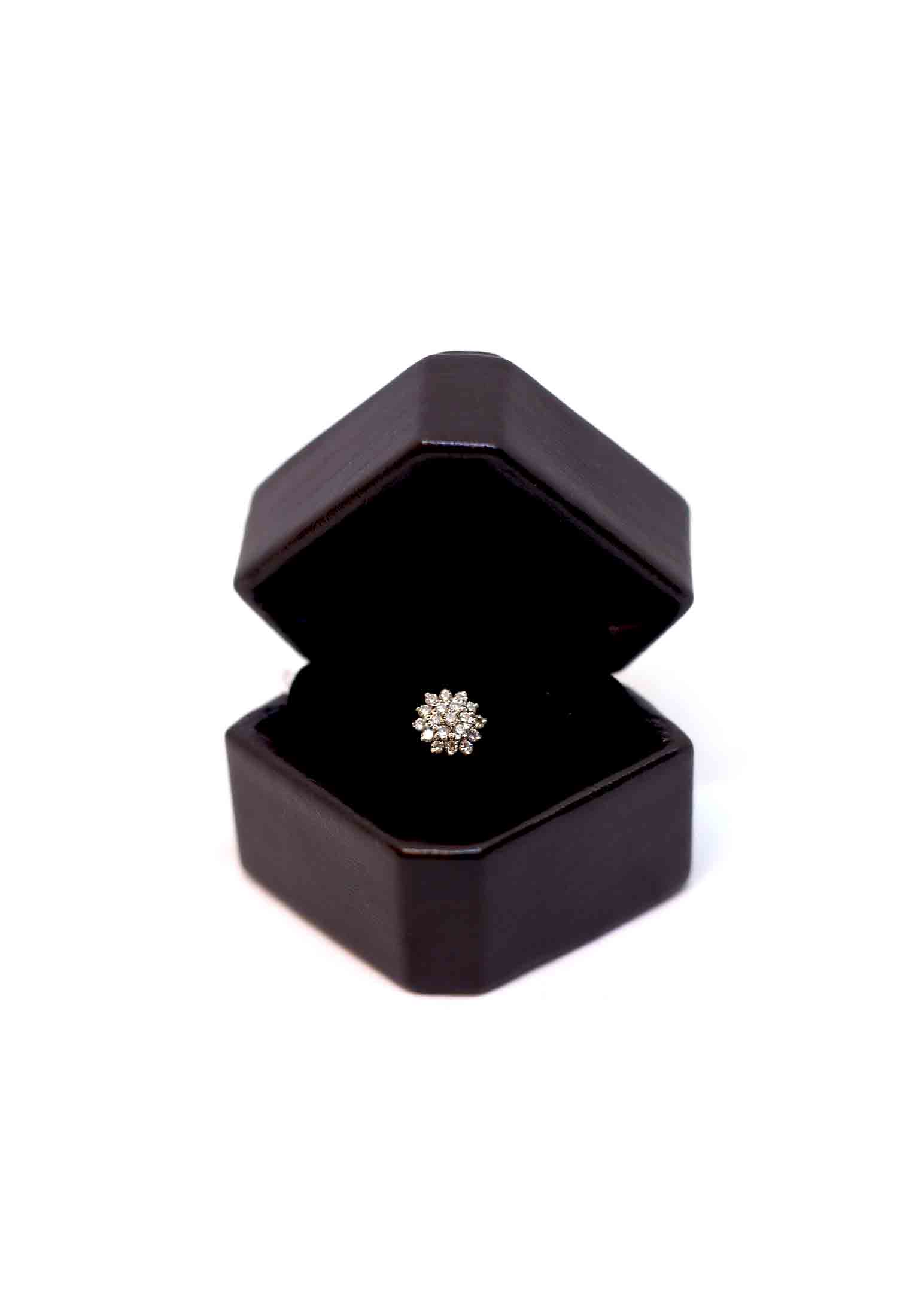0.38 ct Diamond nose pin