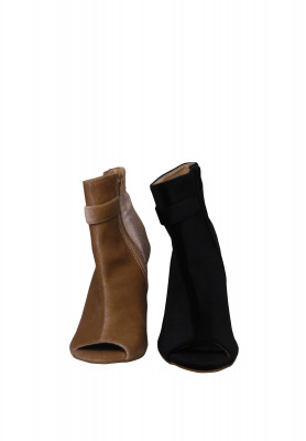 Pencil High Neck Sandal