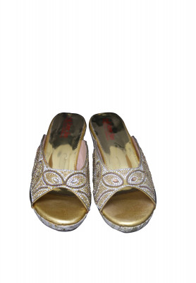 Chinese Balanced Heel