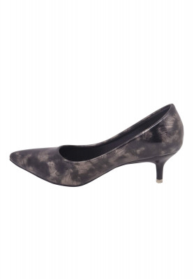 Thai Glass Cut Shoe