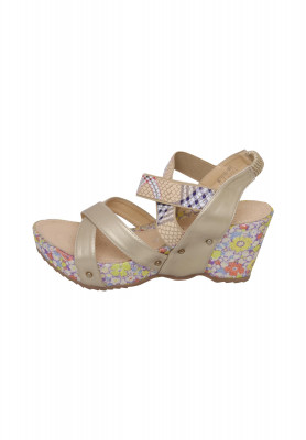 Golden colored Party Box heel  