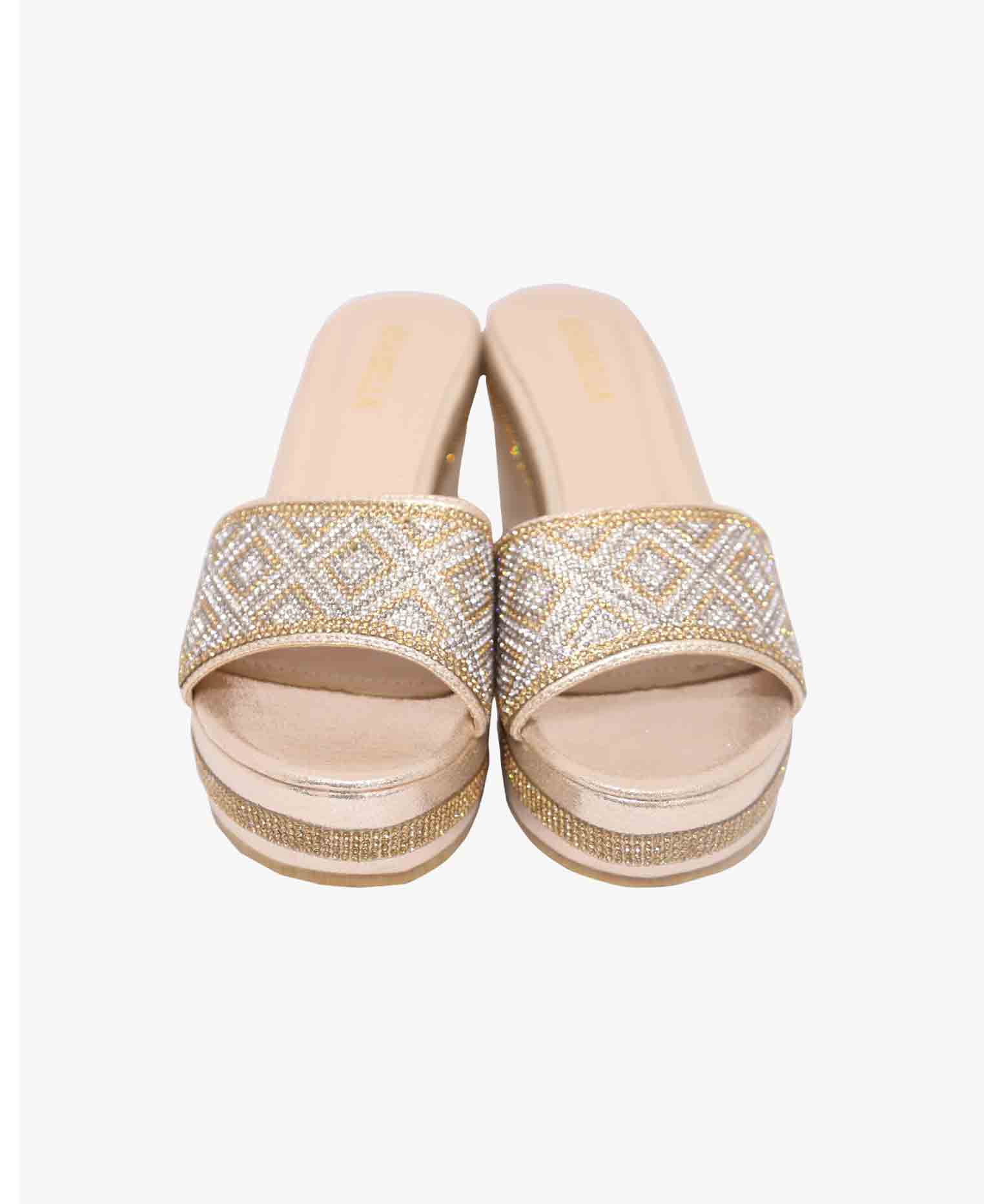 Golden Chinese Balanced Heel Shoe for Women