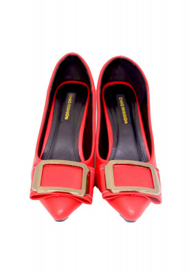 Red Box heel 