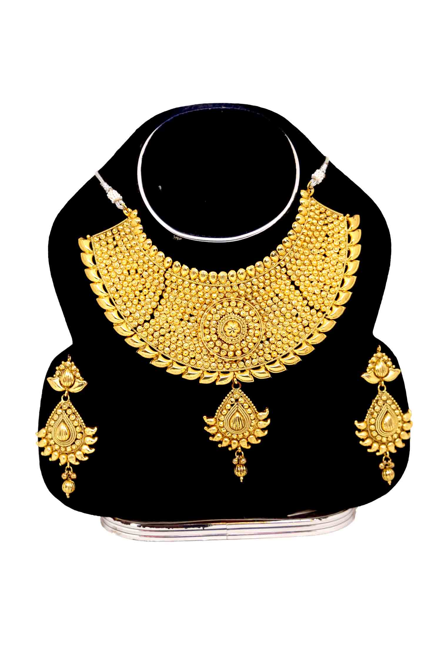 Medium V Shaped 15 Vori Joypuri Necklace Set