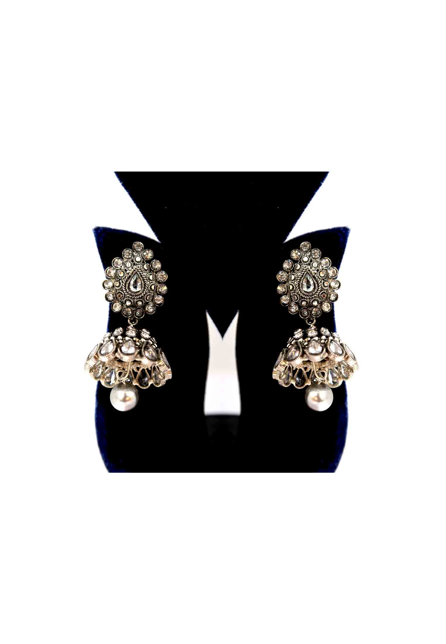 Silver antic kontho check with ear ring 