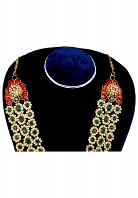 Mina curry Sita har with ear ring  