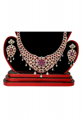 Diamond cut set  