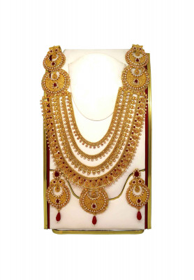 Golden color Sita har With ear ring 