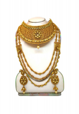 Tin lohory necklace
