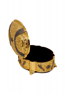 Oval design Ornaments box 