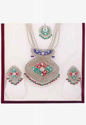 Silver Seeta Haar with Earring and Tikly