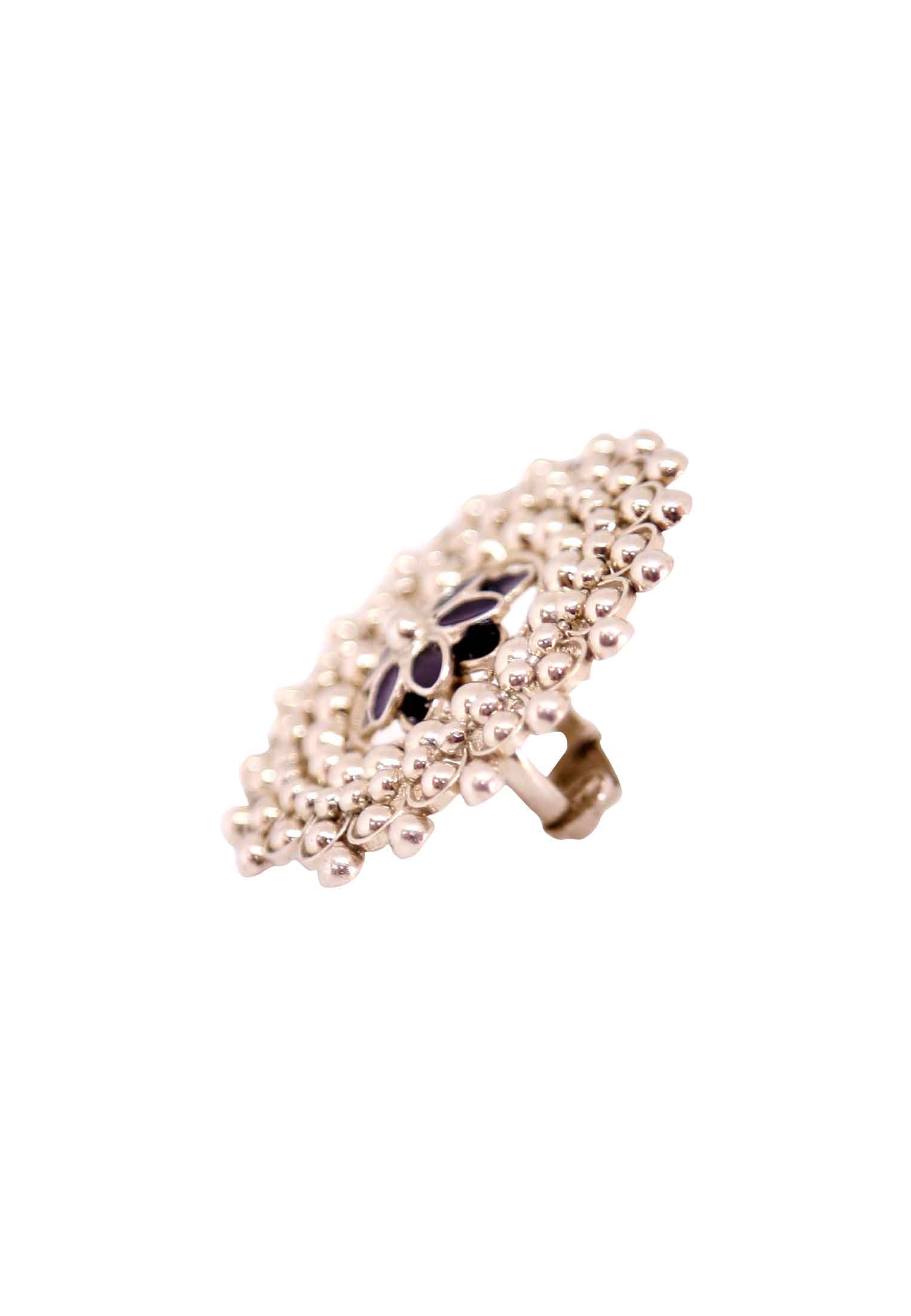 Silver plated finger ring 