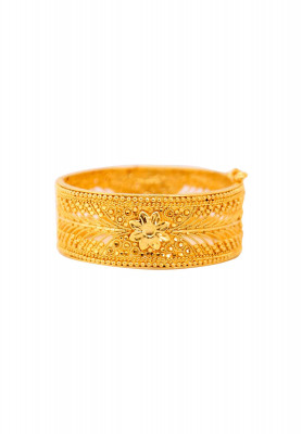 exclusive Gold platted churi 