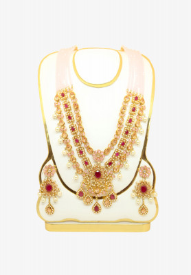 V Shape Gold Plate Lahore Set