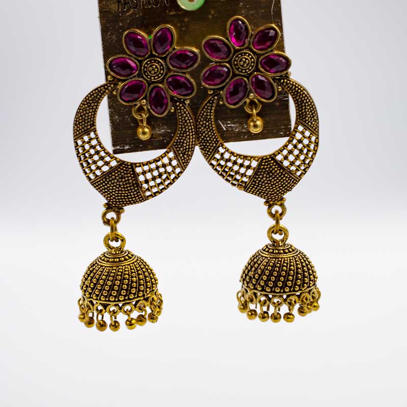  Jerk Earring