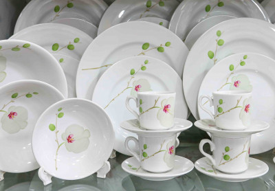 27 Pieces Monno Dinner Set