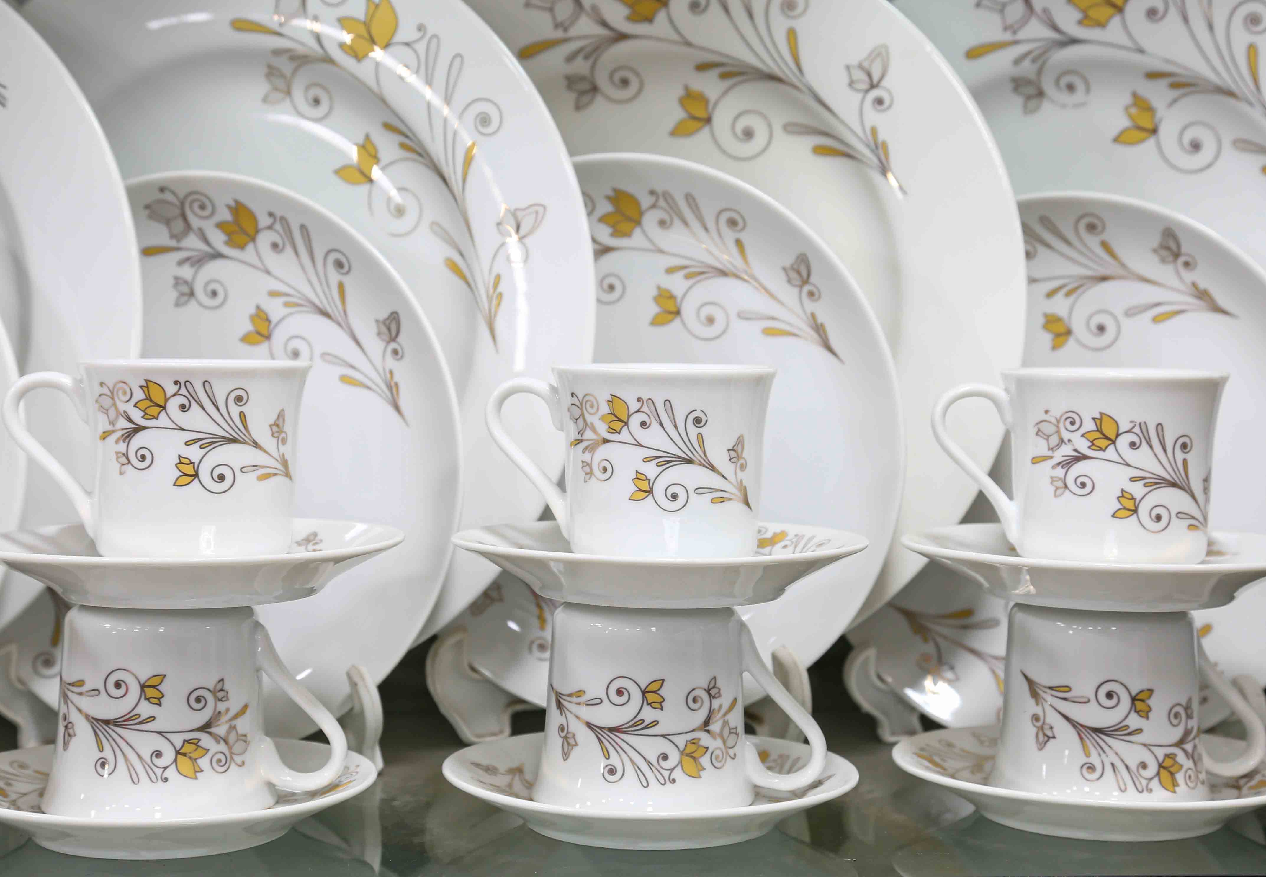 32 Pieces Shinepukur Dinner Set
