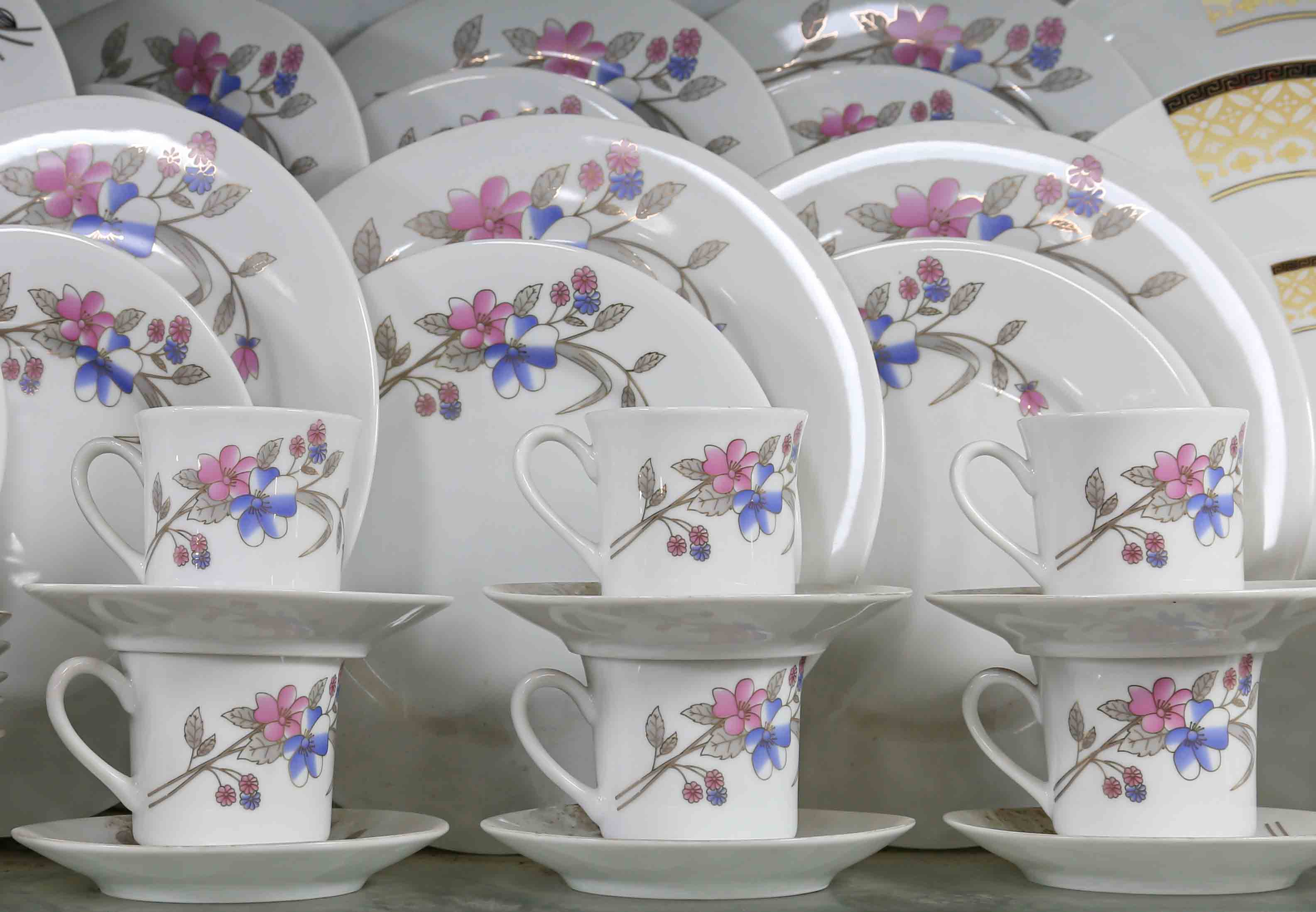 32 Pieces Artisan Dinner Set