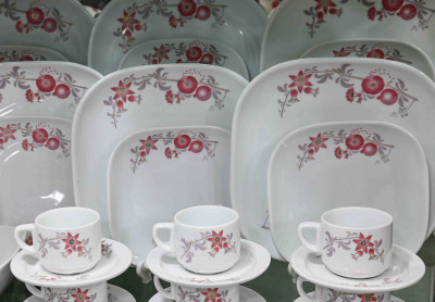 32 Pieces Shinepukur Dinner Set