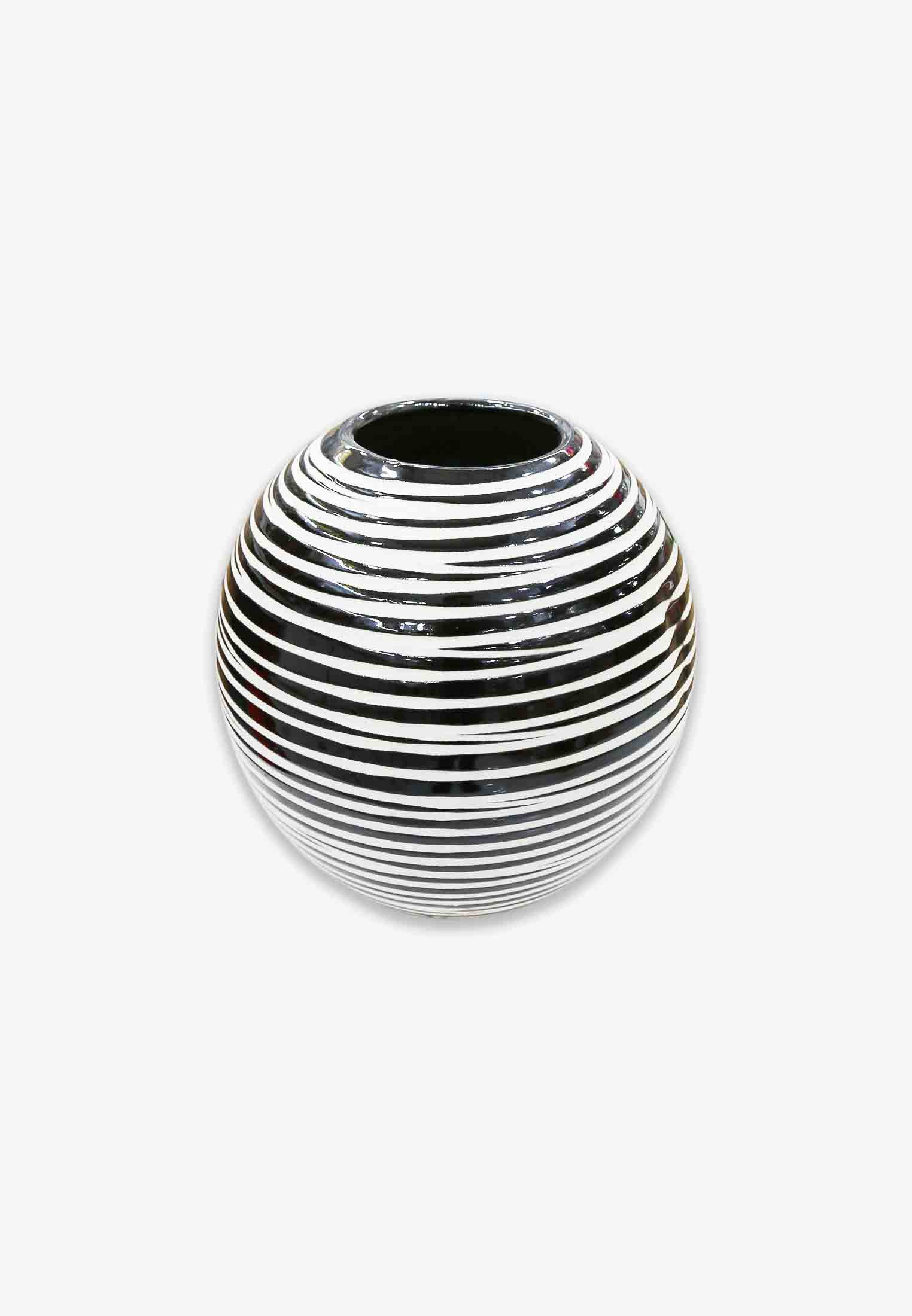 A Beautiful Chinese Flower Vase