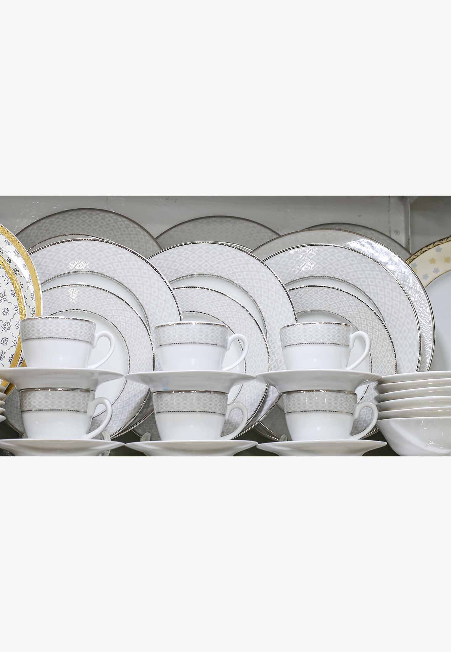 32 Pieces Dinner Set
