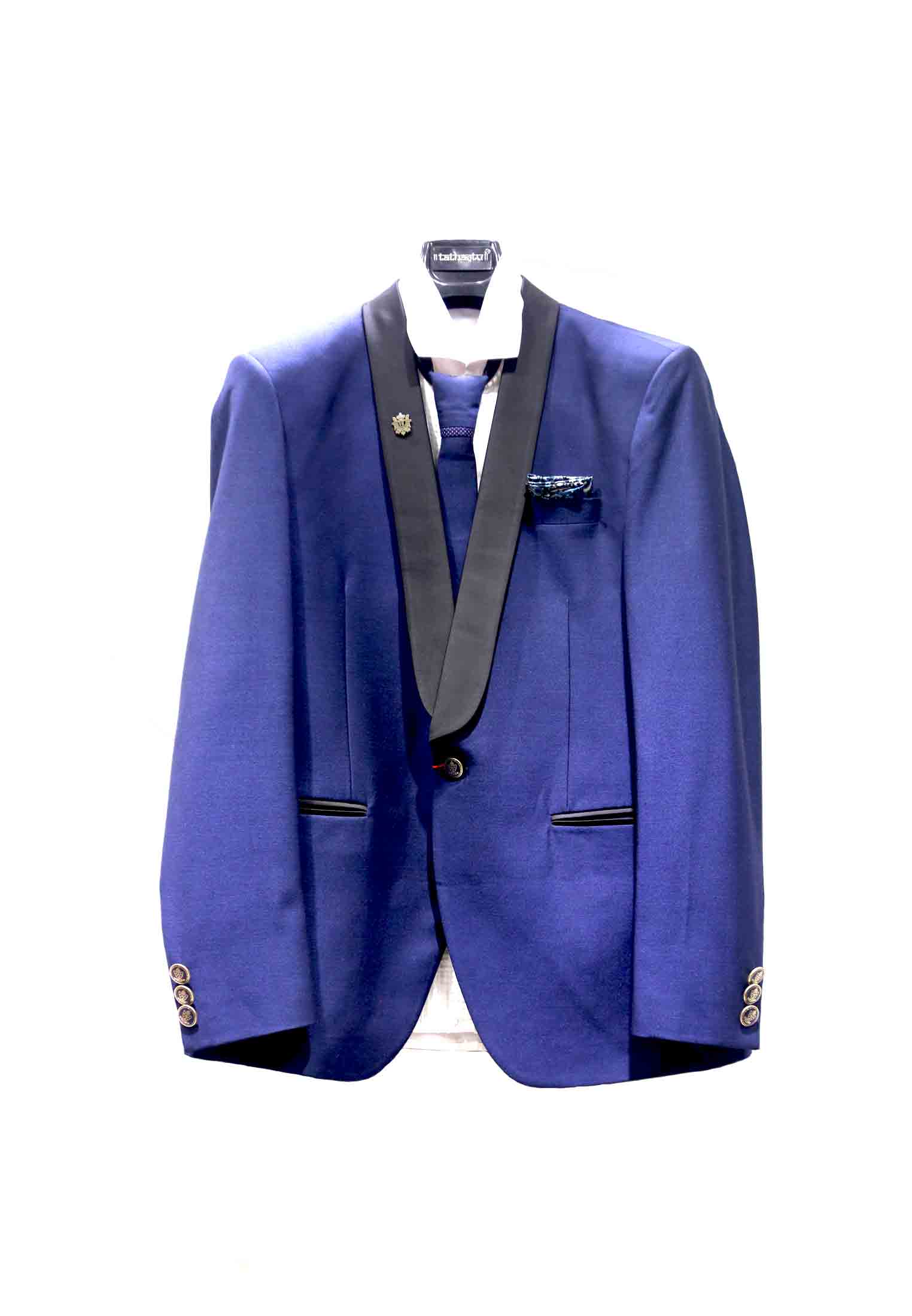 Attrative Party Suit