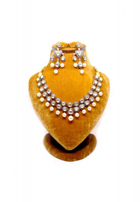 Pearl Necklace Set