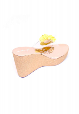 Golden-Antic Boston Heel